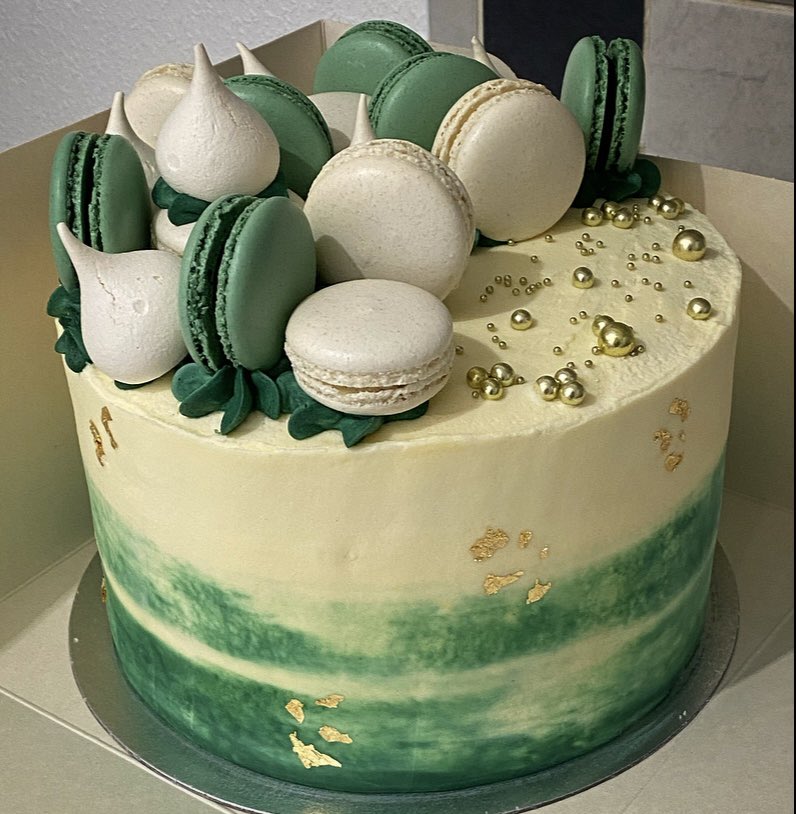 Paultoulson's tweet photo. 🎂🎂🎂 https://t.co/luXlA51TaX
