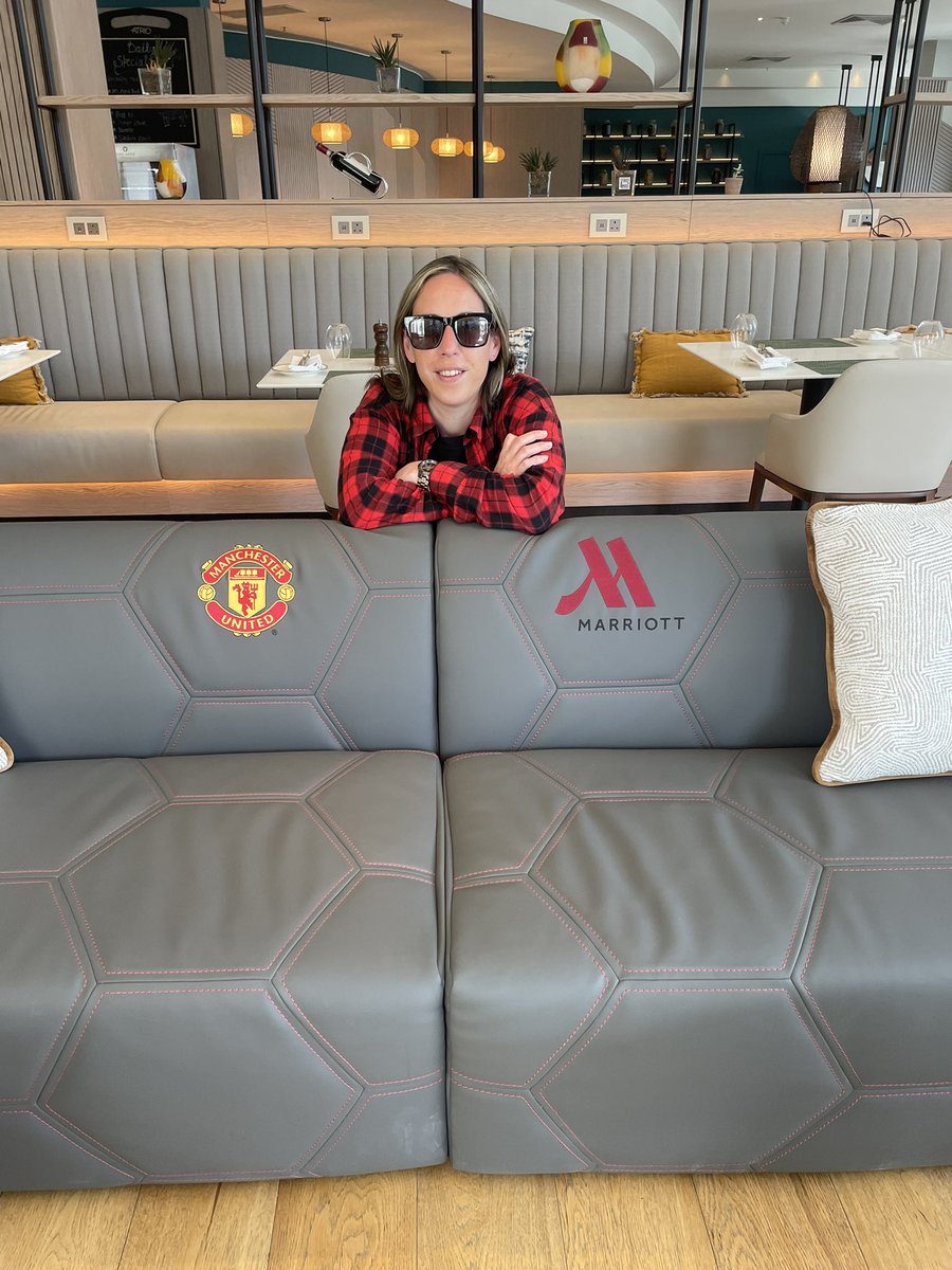 gem7thompson's tweet photo. International break adventures in the Malta sun!! And the Reds are never far away!! 😎😎👹👹 Amazing sightseeing day - @VisitMalta 🙌🏼🙌🏼 And testing out the other Seat of Dreams 🙌🏼🙌🏼 @MarriottBonvoy #MUFC #NotAnAd #PaidForMyOwnTrip #Sun #Malta #BrilliantCity #UnitedFamily https://t.co/MUGv43IMXd
