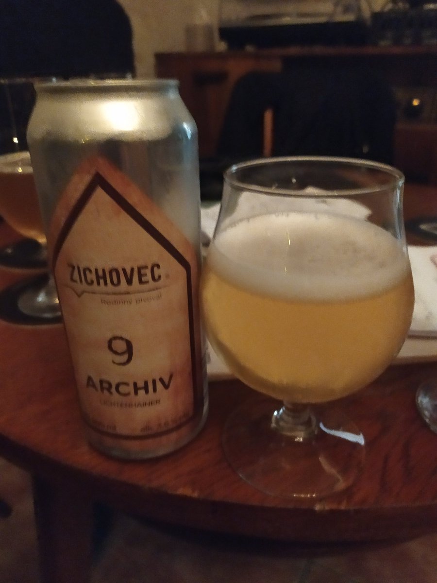 Marko_Ozegovic's tweet photo. 15000 beers (+cider/mead/sake) reviewed on @ratebeer - chose a Czech-brewed Lichtenhainer for the occasion, because of course I would! 😁 Next stop, 20K, some time in 2025 probably 🤣 #ratebeer #craftbeer https://t.co/28b2CN57Ck