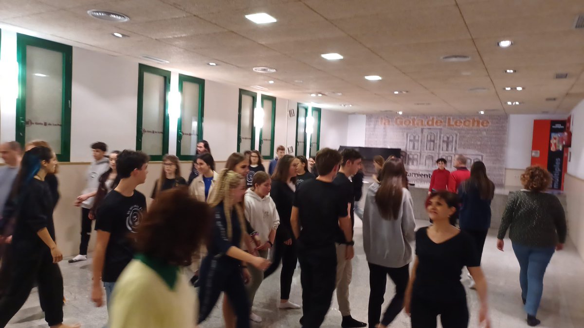 EDMPLO's tweet photo. Exitazo del taller “Cuerpo… ¡a pensar!”, dirigido por las doctoras Herminia Pagola y @NataliaOllora en #EDMP ¡Qué gozada! https://t.co/Maq9Uv6yOj