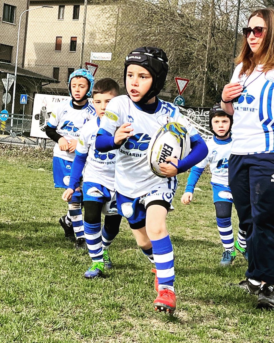 leprottirugby's tweet photo. 🔵⚡️🐰⚪️

Che grinta i nostri #leprotti, #combattivi e #agguerriti nel #festival di #formigine

#rugbypassioneitaliana https://t.co/nnIXDgfdSP