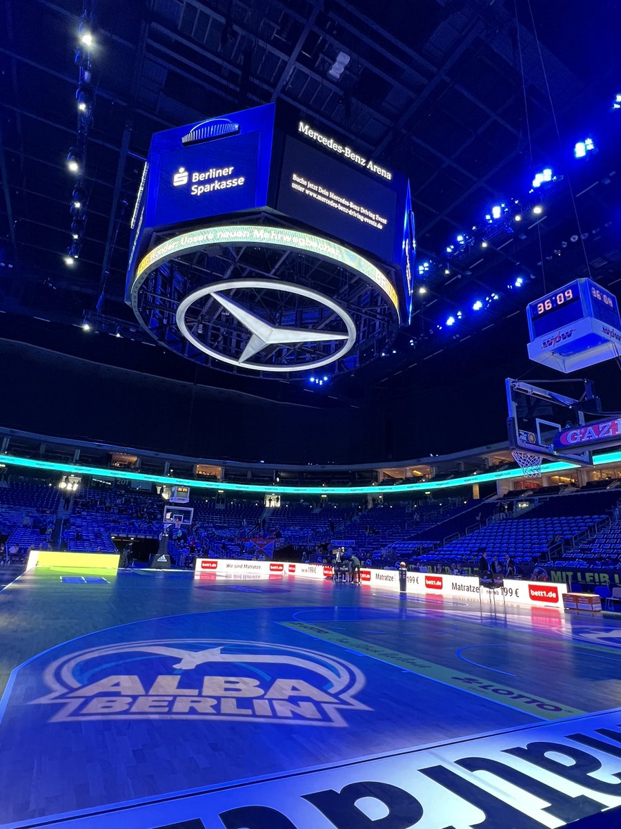 KlausTrotter's tweet photo. Here we are 🏀🔥 https://t.co/jewe4IBXoO