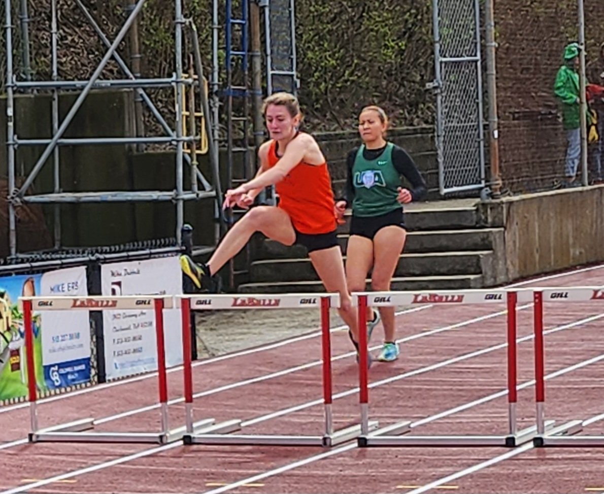 AndersonT_F's tweet photo. Great start to the 2023 season. Boys team 4th and Girls team 5th overall. A bunch of PRs and slightly better weather than last year... #AHSTrackandField #fasterandbetter https://t.co/D0hfbSohLx