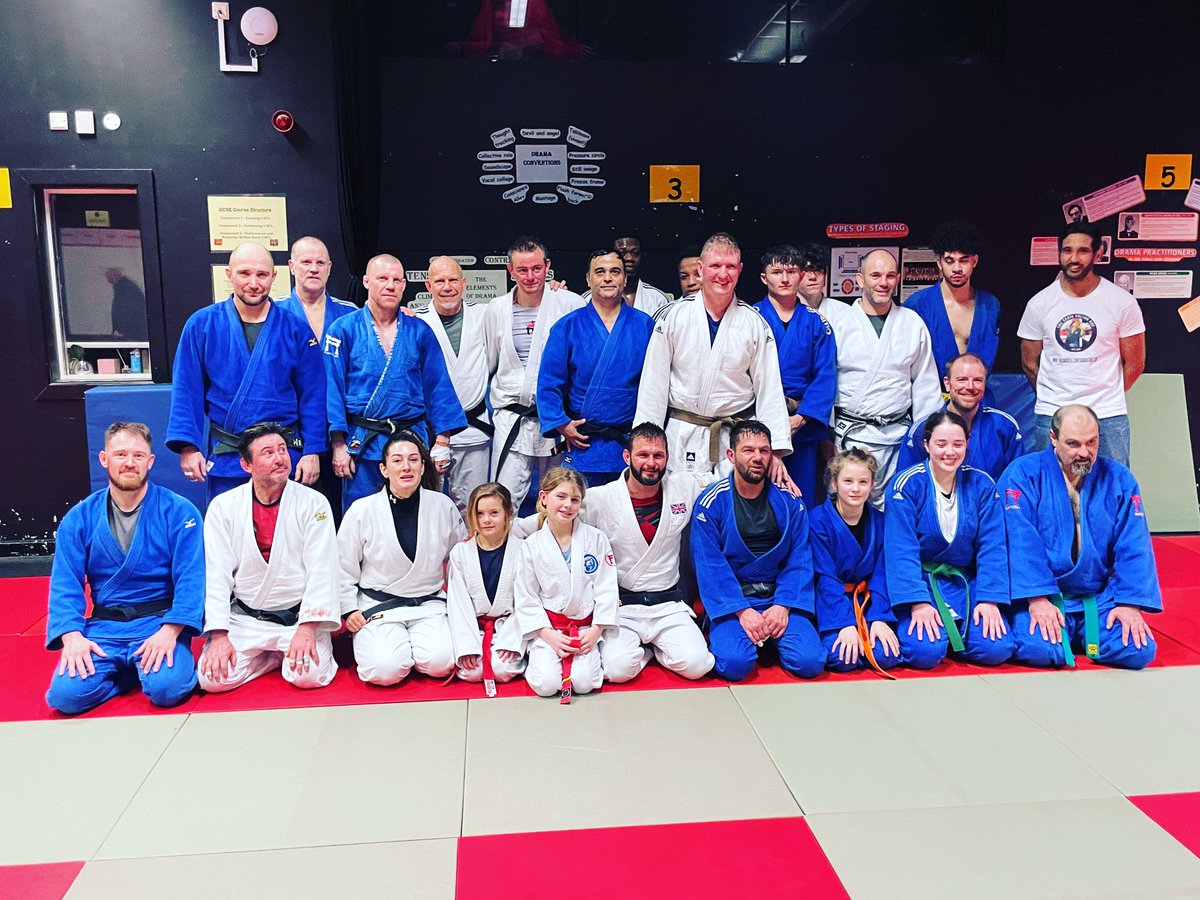 A great turn out today for our first Craig Fallon randori of the year! 

£135 raised for the foundation 🙏🏻 

Thank you to all that attended and for supporting what we are doing in Craig’s memory! 

A huge thank you to Andy Marshall and Erdington Judo Club for hosting our session