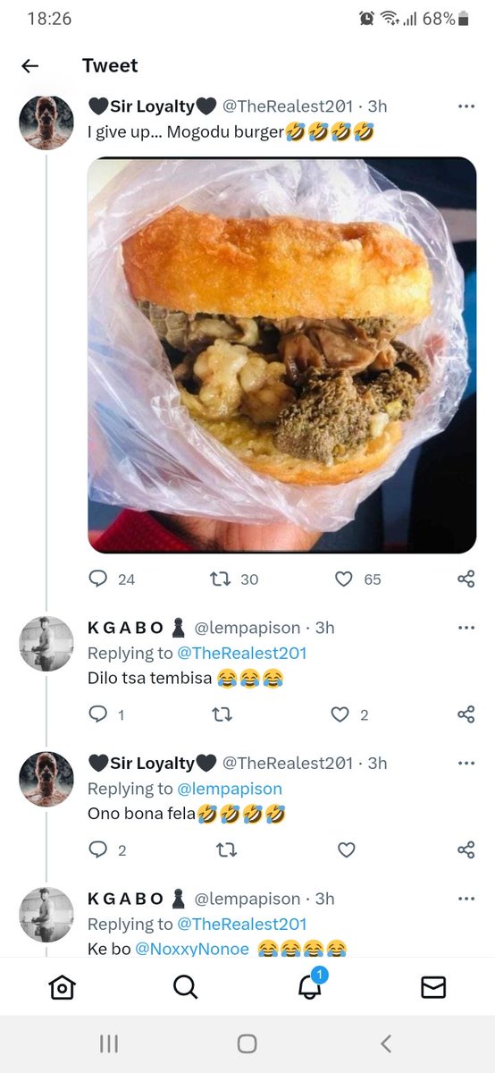NoxxyNonoe's tweet photo. Hee banna🤣🤣🤣 https://t.co/RwAqglQYfC