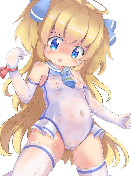 この子は私のお気に入りの創作キャラで、想いを込めてスーヴェラン(至高)ちゃんと名付けました。1年前の誰デザの頃に作りましたが、その時々でデザインが変わりつつ、今も私が目指す性癖の至高を目指し進化し続けてくれています。うう…これからも健全な性癖のはけ口になってくれ。。。 