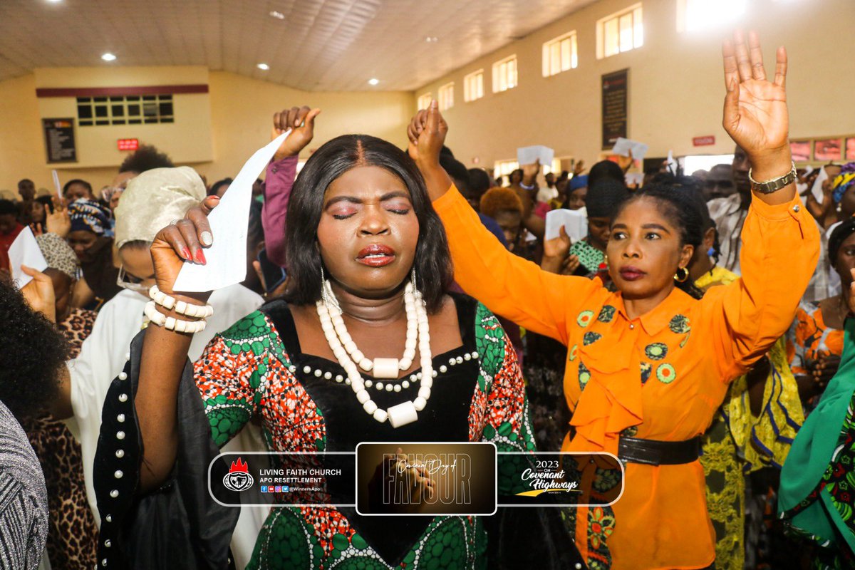 WinnersApo's tweet photo. Favor is locating you today. The rain of favor rests upon you now and forever. Amen! (Psalms 102:13-15)
Highlights from our Covenant Day of Favour and Thanksgiving Service.
#WinnersApo
#LFCApo
#ThanksgivingSundayService
#ConvenantHighWay
#LivingFaithChurch https://t.co/9TaCapc6x9