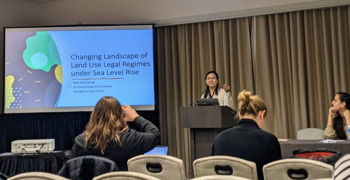 'How can the law itself adapt to enable / support / promote #ClimateAdaptation?' @Ju_Ching_H #AAG2023 Legal Geography #AdLab - awesome talk by honorary #BlueHen @UDBidenSchool