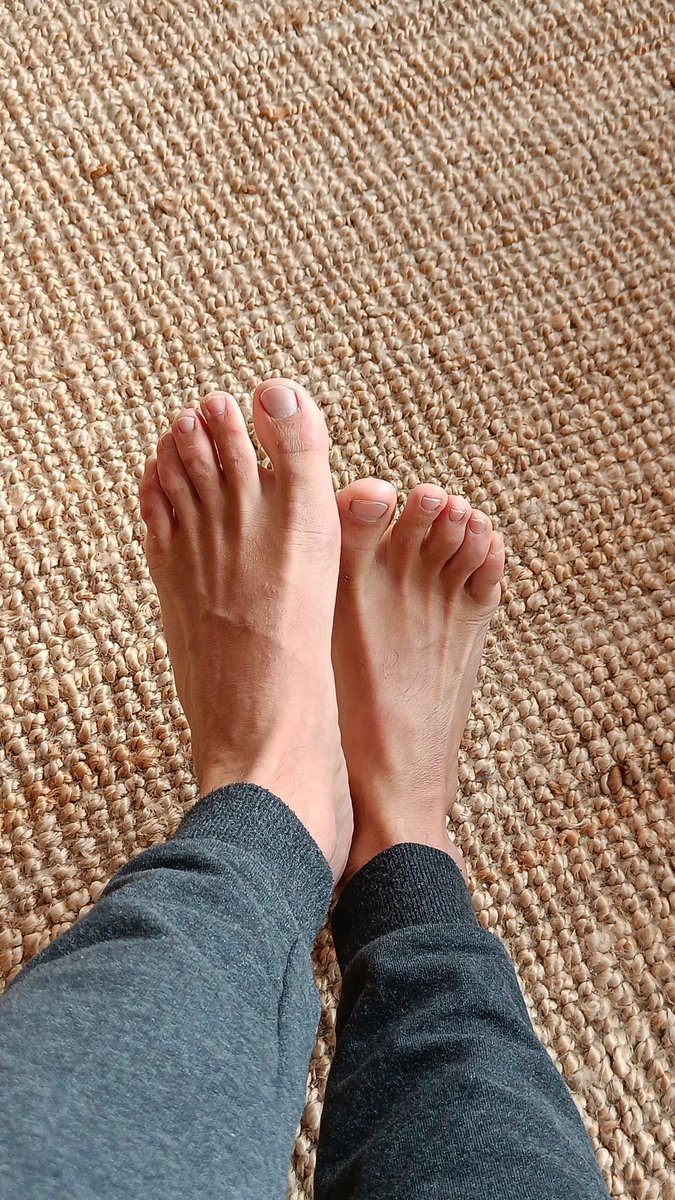 Qui en veut plus...? #feet #feetfethish #feetpic #feetfetiche