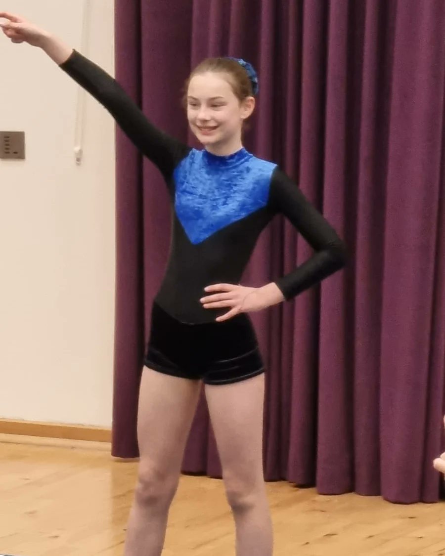 LeonoraMariaD's tweet photo. Not a dancer but a gymnast today 💃🏼🤸🏼‍♀️ #Gymfest #TeamTilly https://t.co/PTgsclLf7X
