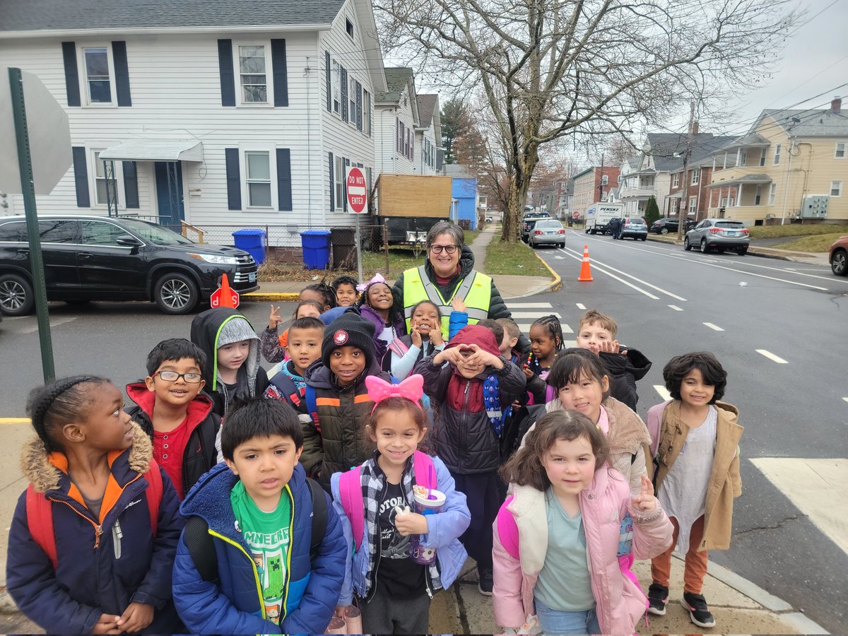 Kelly Lenihan tweet media