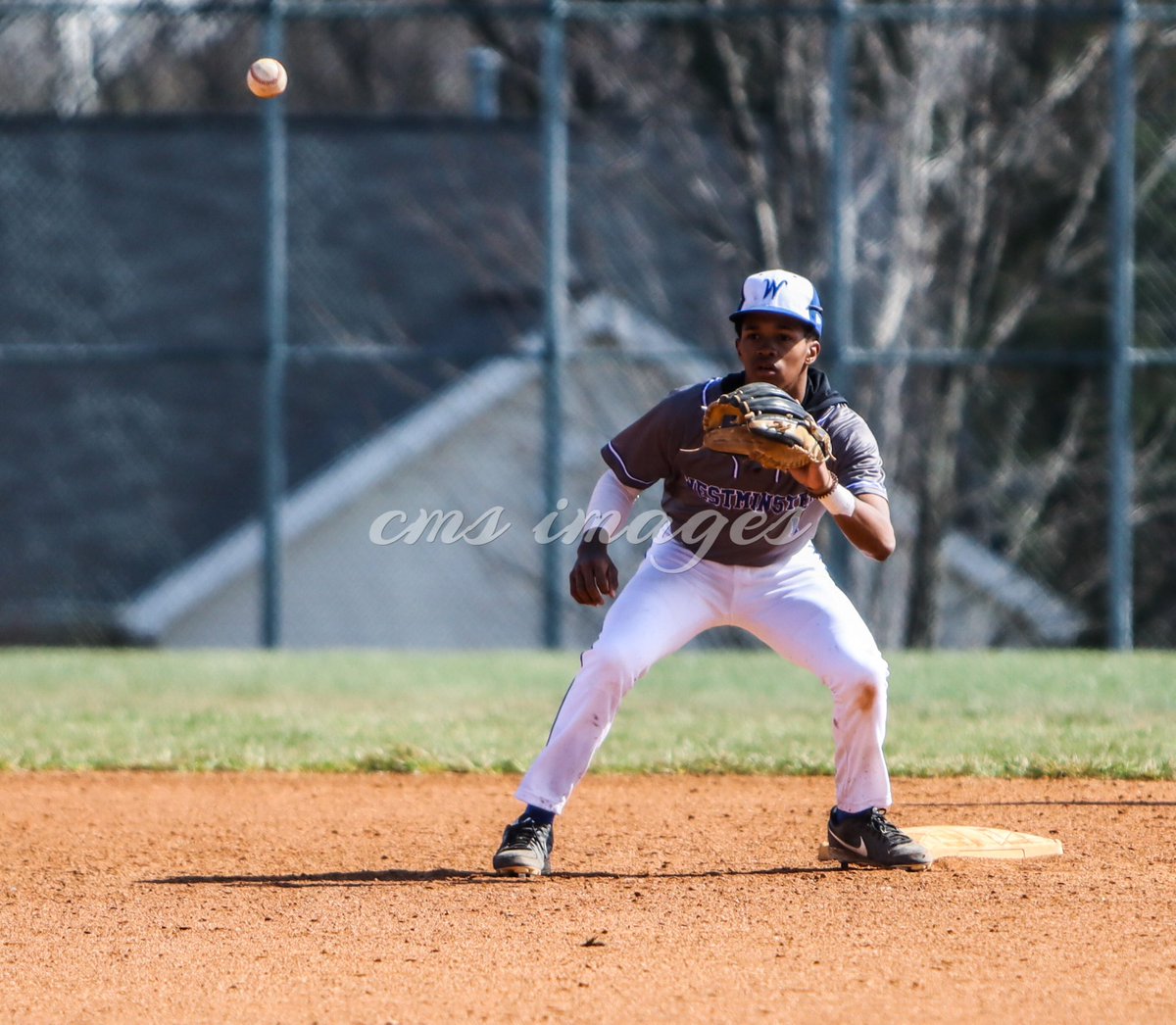 ChrisSchmitz168's tweet photo. “FZW vs. WCA 📸 Gallery”
The @fzwbaseball vs. @WCA__Baseball game-day photo gallery is now posted at: https://t.co/whFEBvLR0O Make sure to update your social media &amp; player profile pages with fresh images of you in uniform!  Prep $ pricing so you can grab several! #stlprep⚾️ https://t.co/OScKmKc2Wl