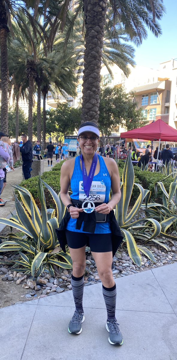 Claudia D'Leon tweet media