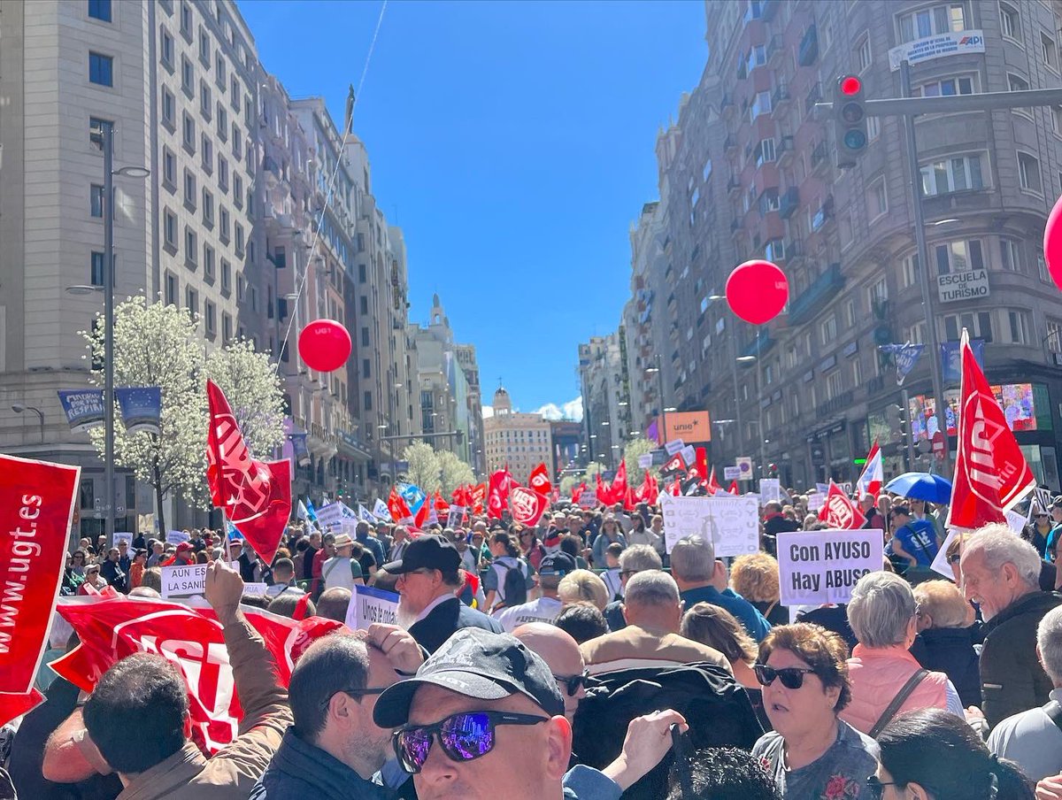 MorenoVinues's tweet photo. Que nadie diga q no hemos intentando todo en favor de nuestra #SanidadPública . 

Ésta no es la Sanidad de máxima Calidad q merecen todos los madrileños/as. 

Lo más urgente es reconstruir la maltratada At. Primaria. El @psoe_m y @juanlobato_es serán piezas claves en esa tarea. https://t.co/t81kgXEWQg