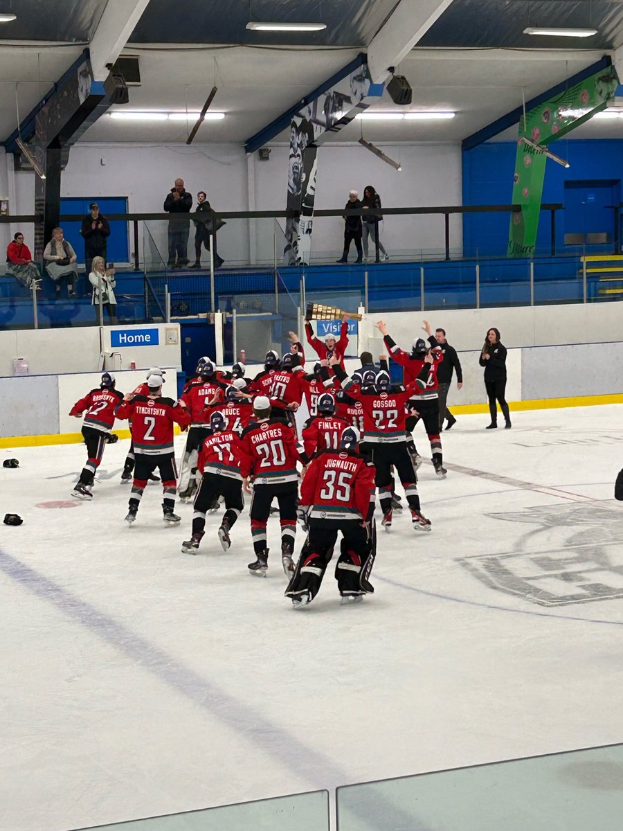 RocketsU18's tweet photo. ICYMI: YOUR U18AAA OKANAGAN ROCKETS ARE BCEHL CHAMPIONS 🏆☝️🚀
#CLF 

@BCEHL https://t.co/FeqirjPyri