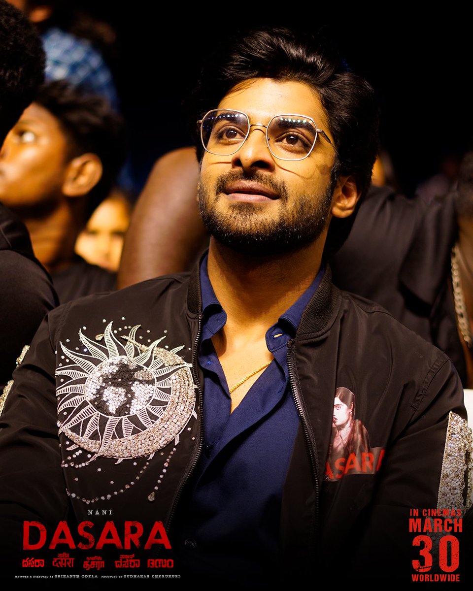 PavanKumar Perusomula (@pavanperusomula) on Twitter photo Dharani and Suri show their camaraderie at the DHOOM DHAAM DASARA CELEBRATIONS โค๏ธโ๐ฅ
Watch #Dasara Grand Pre-Release Event live now!
- youtu.be/K00LjQt_6dg
<a href="/NameisNani/">Nani</a> <a href="/KeerthyOfficial/">Keerthy Suresh</a> <a href="/Dheekshiths/">Dheekshith Shetty</a> <a href="/odela_srikanth/">Srikanth Odela</a> <a href="/Music_Santhosh/">Santhosh Narayanan</a> <a href="/shreyasgroup/">Shreyas Media</a> Dharani and Suri show their camaraderie at the DHOOM DHAAM DASARA CELEBRATIONS โค๏ธโ๐ฅ
Watch #Dasara Grand Pre-Release Event live now!
- youtu.be/K00LjQt_6dg
<a href="/NameisNani/">Nani</a> <a href="/KeerthyOfficial/">Keerthy Suresh</a> <a href="/Dheekshiths/">Dheekshith Shetty</a> <a href="/odela_srikanth/">Srikanth Odela</a> <a href="/Music_Santhosh/">Santhosh Narayanan</a> <a href="/shreyasgroup/">Shreyas Media</a>