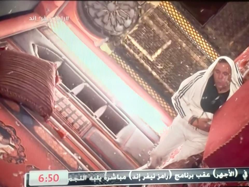 محمد فؤاد يقع في فخ رامز جلال