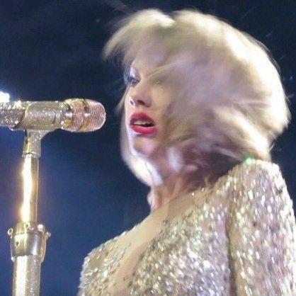 dearshowboy's tweet photo. Músicas da Taylor Swift como memes ;a thread https://t.co/YxhkFs5YUZ