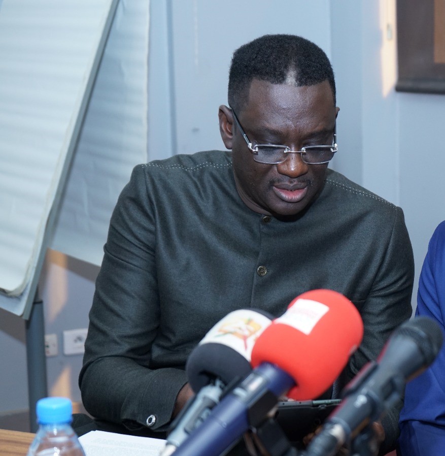 Moundiaye CIssé lance un appel pour l'apaisement du climat socio politique youtu.be/vSChyCN1l78 via <a href="/YouTube/">YouTube</a>