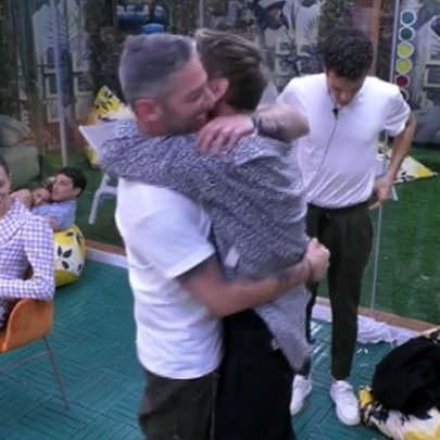 Claudia72218970's tweet photo. Nella mia finale devono arrivare ancora loro due...❤️❤️🔥🔥❤️❤️#GFVIP #EdoTavassi #albertothepisis #incorvassi #oriele #gioiellers #prelemi https://t.co/wUyNbXRGrS
