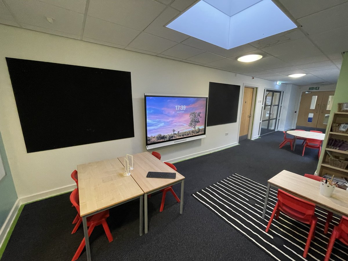 Education_IT's tweet photo. When i’m not updating classrooms, I’m looking where to best place the kit that I take out of the classrooms.. This is the first of six high quality intervention spaces I’m installing throughout @wardgreenschool #1of6 #EdTech #EduIT #JobPride @hcacademytrust https://t.co/GrLRnRS9QP