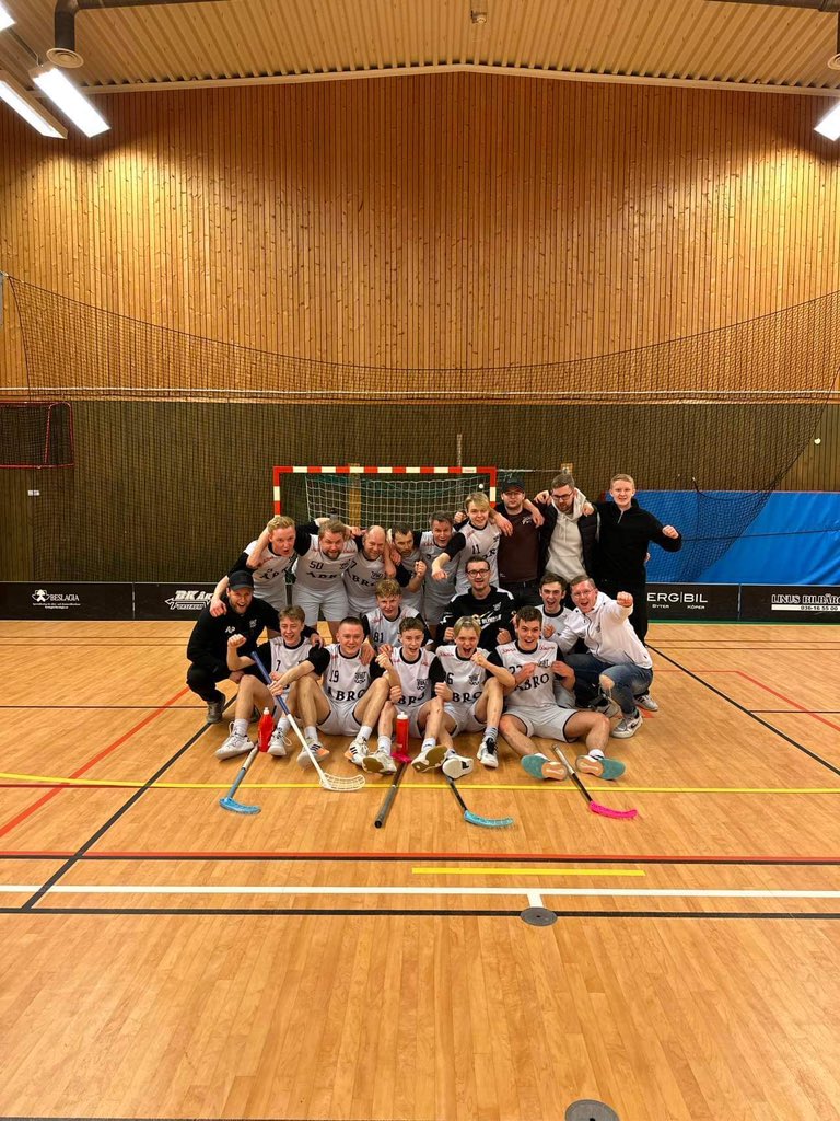 thimisak's tweet photo. Div 3 här kommer vi!!! https://t.co/LZgOFPjraU