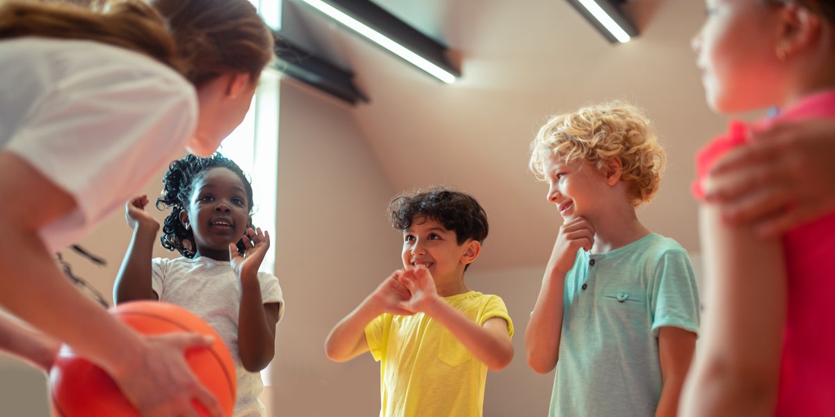 TownofWhitby's tweet photo. Looking to enroll your child in a fun-filled program or summer camp? Check out our website to see the availability for our Spring Programs and Summer Camps! Don't wait; spots are filling up quickly #Spring2023 #SummerCamp #ProgramsForKids https://t.co/x8EpU660Gp https://t.co/5v0eiKpFHA
