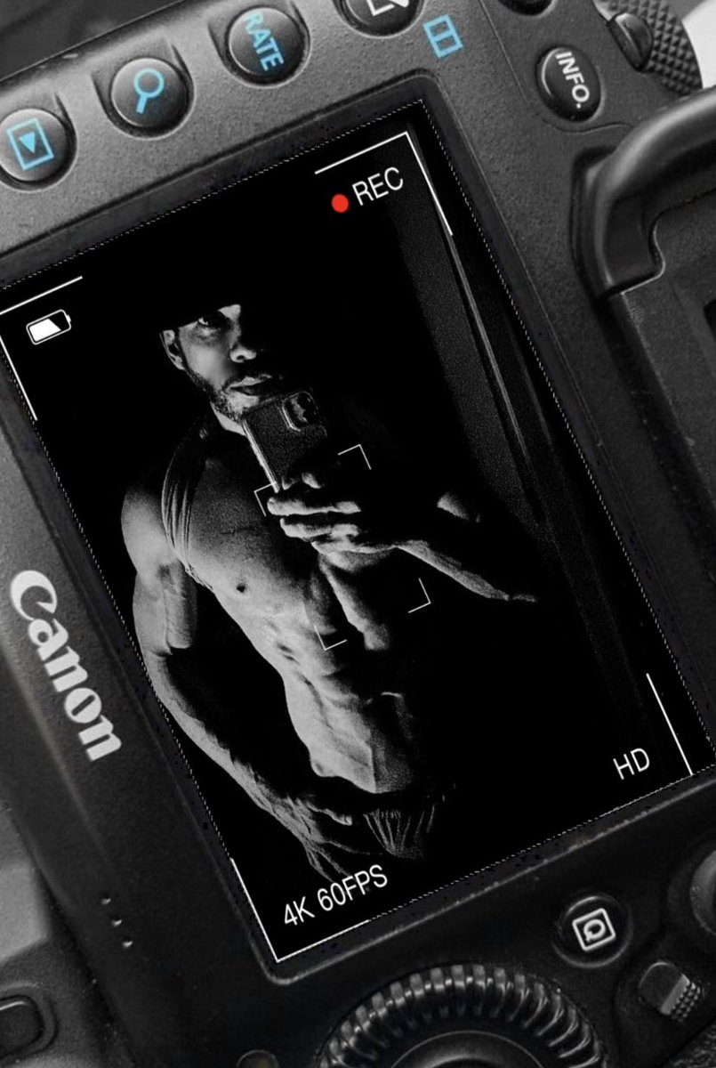 MooreRodrigo's tweet photo. Se você Ficar pensando no que perdeu, não vai conseguir enxergar o que está por vir. 🙏🏻🔥
https://t.co/5lYzDSMUXJ
#divulgacao_deperfis
#instamodel #barbudosbr #instaboy #explorer #gay #strong #gaybrasil #boys #boyloveboys #modelando📷 #instascruff #macho #photostyle https://t.co/ns67eb0YeV