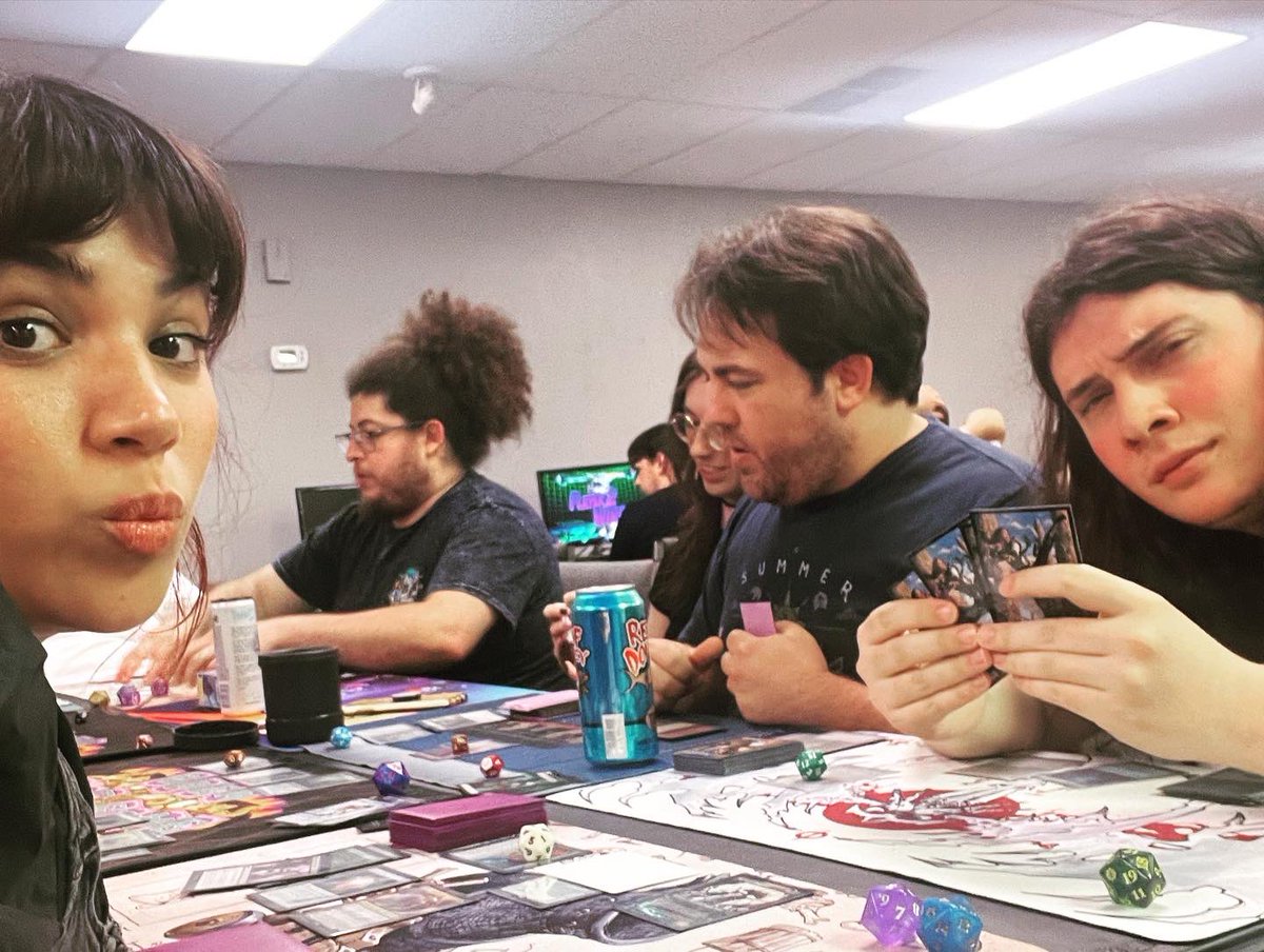 JustHunnybee's tweet photo. Congrats to @GoTEIBeSmart for winning the Phyrexia: All will be One Draft we held yesterday over at @GamersOnTheEdge!! Can’t wait to have more MTG shenanigans with these goons 🌸✨
Special thanks to @RhyValentine for pushing me to help run it 🥰 https://t.co/19CcFNjsxR