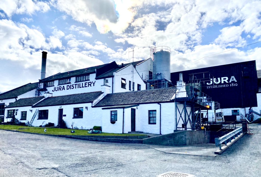 Fantastic day today at #Tayvallich and on #Jura. @IslayandJura @Jura_Scotland @jurawhisky @Argyll_IslesApp @secret_coast @wildaboutargyll @HeartofArgyll #scotland #visitscotland #argyll