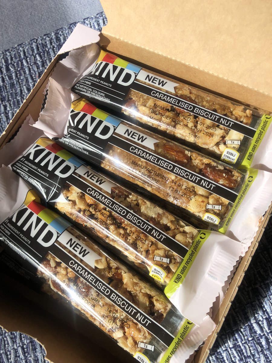 [AD] Have you seen the new @KINDSnacks Caramelised Biscuit Nut flavour?

thereviewstudio.co.uk/2023/03/26/kin…

#GlutenFree #NoAdditives #NoPreservatives #GlutenFreeCerealBar #CaramelisedBiscuitNut #PeanutCerealBar #PeanutBar #lunchbox #lunchboxFiller #Snacks