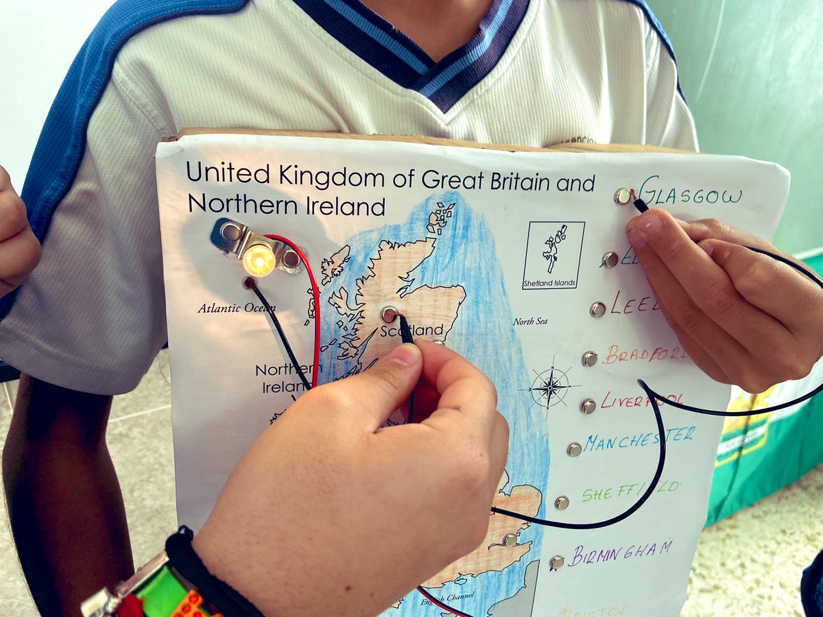 LaGoletaColegio's tweet photo. #Science 💙

We have designed an Electric map as final task on our economy project: economic sectors, Industrial Rev. and commerce. 

Diseñamos mapas eléctricos como tarea final del proyecto de Economía 📈 trabajando los sectores económicos, IR y comercio. 

Stunning!

@cevhcsur https://t.co/IP5nqxPmZ8