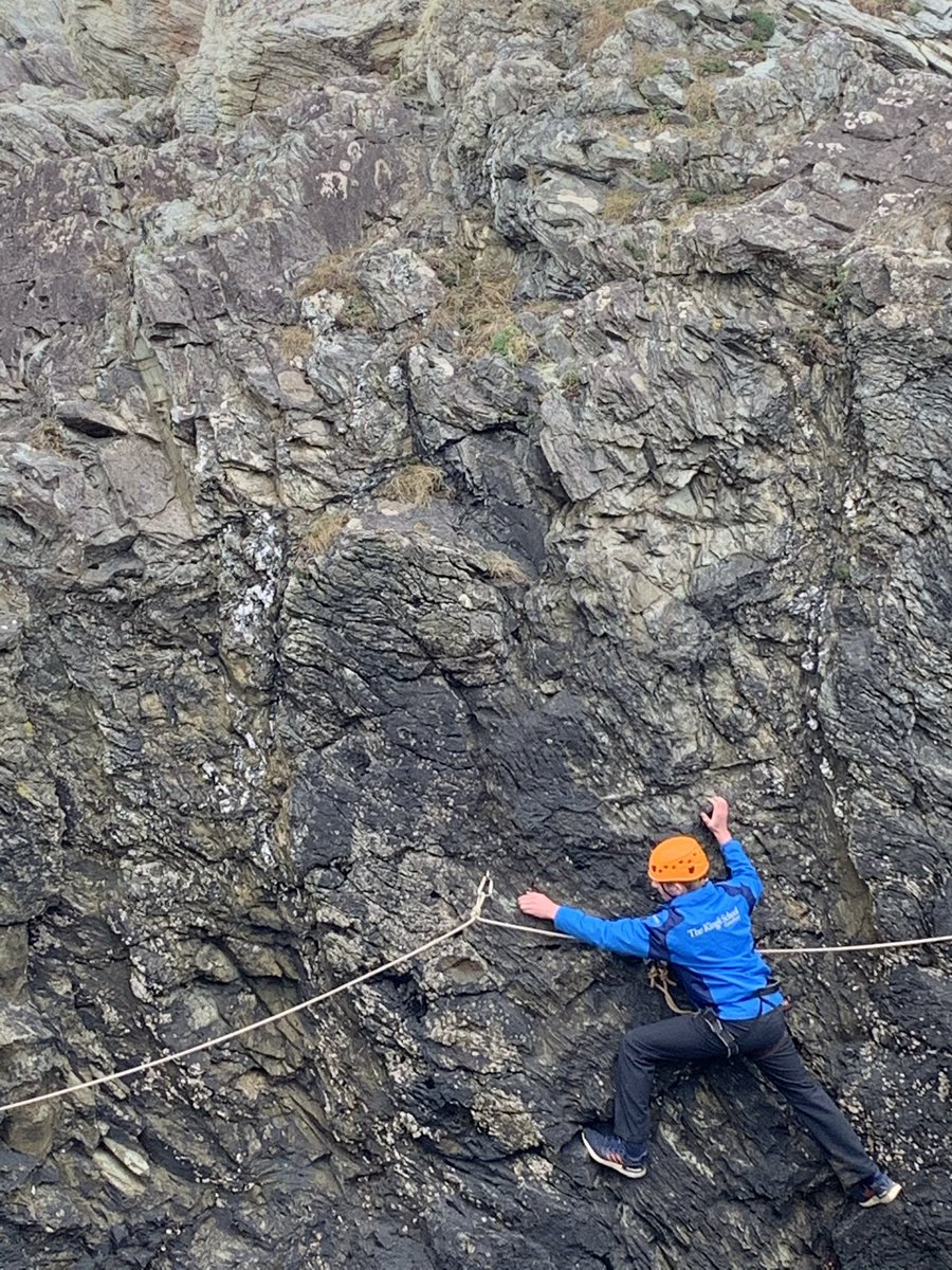 KingsSchoolCCF's tweet photo. Sea cliff traversing, coasteering plus #DofE expeditions out overnight… All just Day 1 of Ex SPRING CHALLENGE!🧗🏽‍♂️🏊‍♀️⛺️⛰️
#armycadetsuk #inspiretoachieve @KingsCanterbury https://t.co/5jdxhaevRs