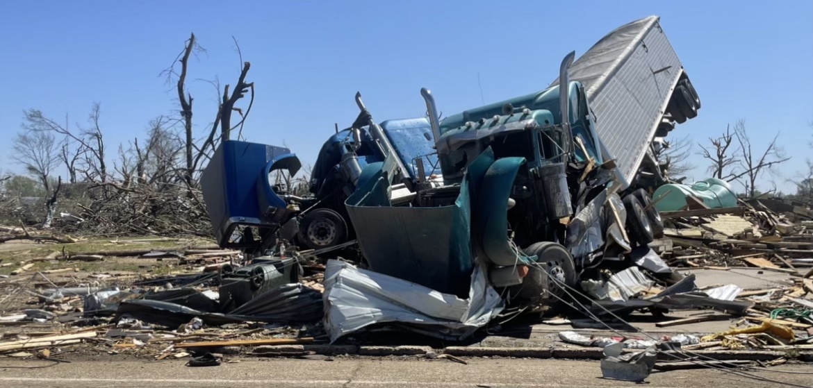 JacksonAdvocate's tweet photo. The Jackson Advocate sends our prayers and thoughts to Mississippi and Alabama citizens and their family members and friends affected by storms that caused death and destruction Friday night and early Saturday morning. #PrayForRollingFork https://t.co/qGqFgcBZMx