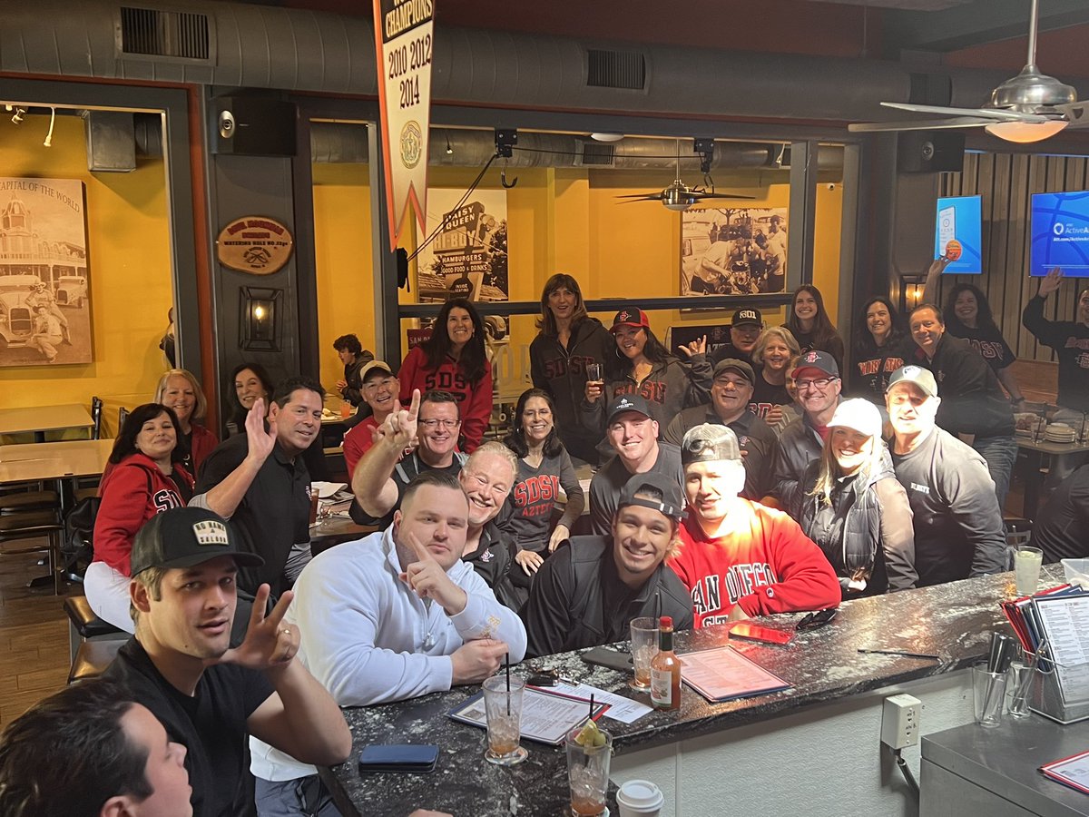 susansnyder13's tweet photo. @jonschaeffer norms in Danville Ca. #goaztecs https://t.co/FuMFvUFtdo