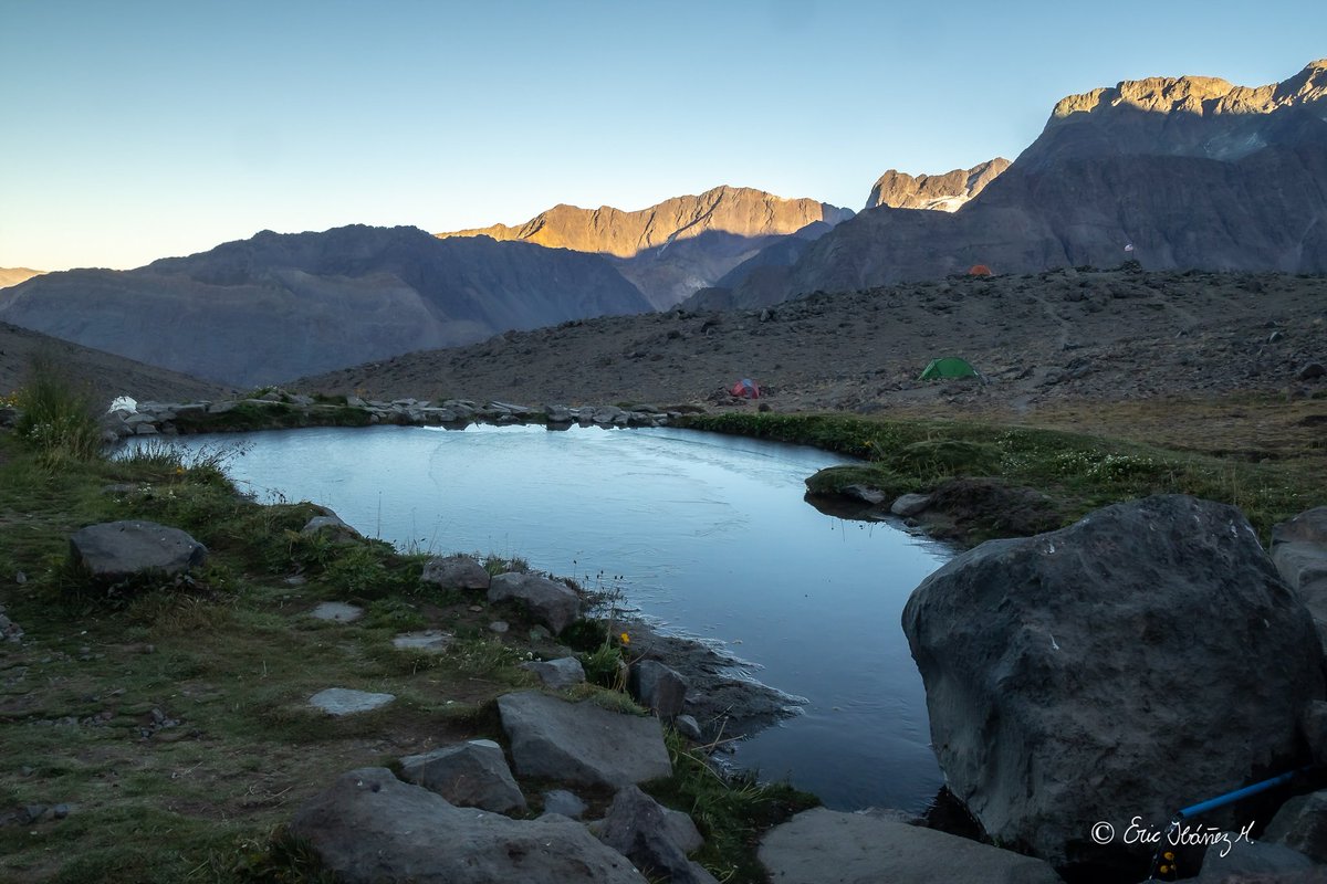 erib1977's tweet photo. Refugio Plantat.
Fin de semana 18 y 19 de marzo 2023.
#regionmetropolitanachile #trekking #hiking #chile #chileadicto #chile #trekking #hiking #outdoor #paisaje #landscape #fotografia #nature #hike #naturephotoshoot #naturelovers #photo #MarcaChile #achilepoh https://t.co/oyqfMu6h8U