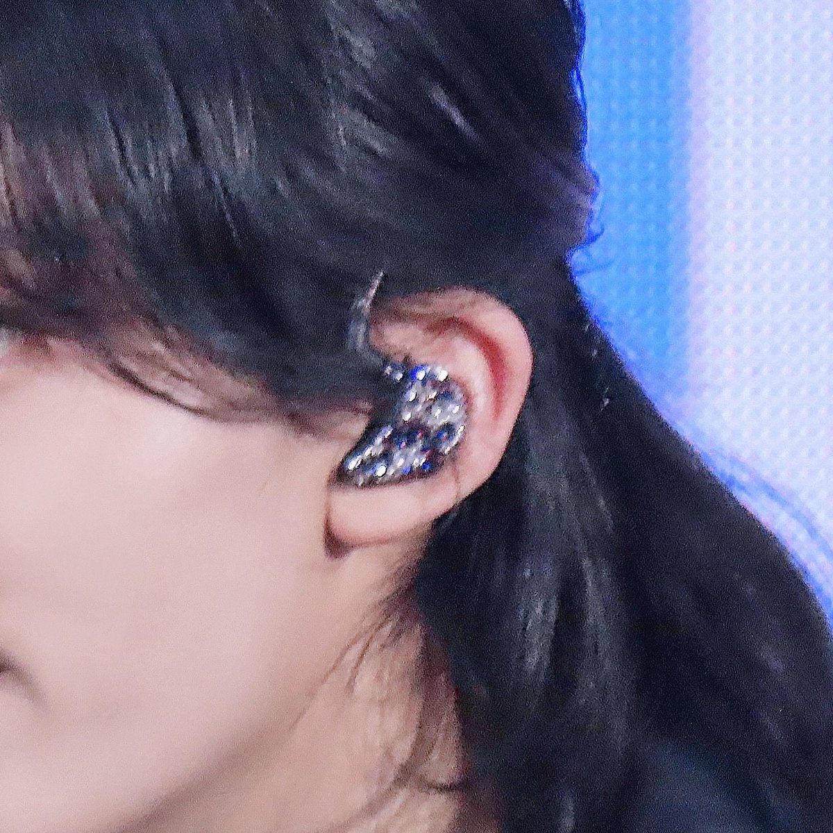 jeonghan’s little ears (@jeongears) on Twitter photo 