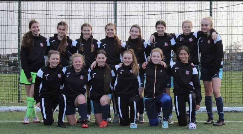 Well done to our <a href="/BowersU18Reds/">Bowers & Pitsea U18 Ladies Reds</a> who today won the <a href="/ECGFL_2018/">Essex County Girls Football League</a> league!Congratulations girls you’ve been amazing this season ⚽️❤️@BowersGirlsSec <a href="/harrispg5/">harrispg</a> <a href="/johnbardsley2/">john bardsley</a> <a href="/bowersladiesfc/">Bowers & Pitsea Ladies FC</a> <a href="/EssexCountyFA/">Essex County FA</a>
