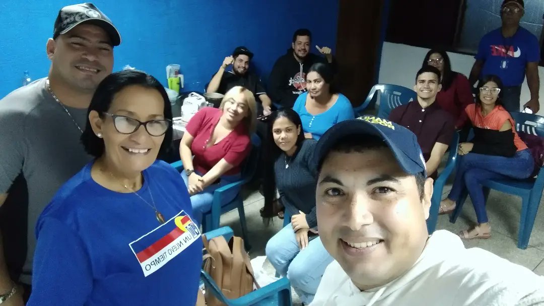 Este sábado, 25 de marzo, se desarrolló en el Partido UNT Lagunillas, el Taller Básico de Redes Sociales 2.0 dirigido a los secretarios parroquiales.
Clik aquí para leer la nota 📝 de Prensa :bit.ly/3Zc9tpy