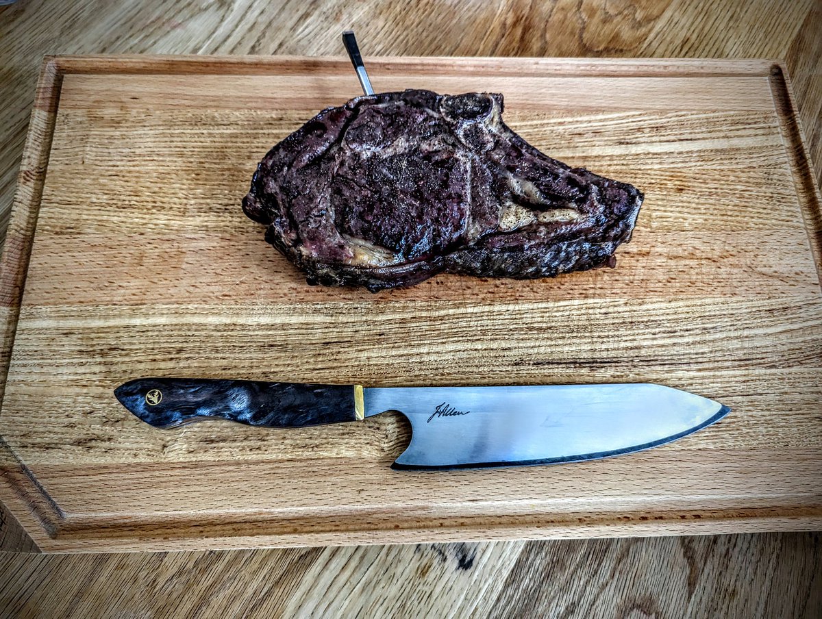 thetopshelfIE's tweet photo. Time for starters 👀

Don't let anyone tell you that steak and Whiskey don't mix. This reverse seared @higginsbutchers @TeelingWhiskey aged Côte De Boeuf is incredible. The beef tallow chips are a game changer!! #meatsweats https://t.co/o2QtAzQiBY