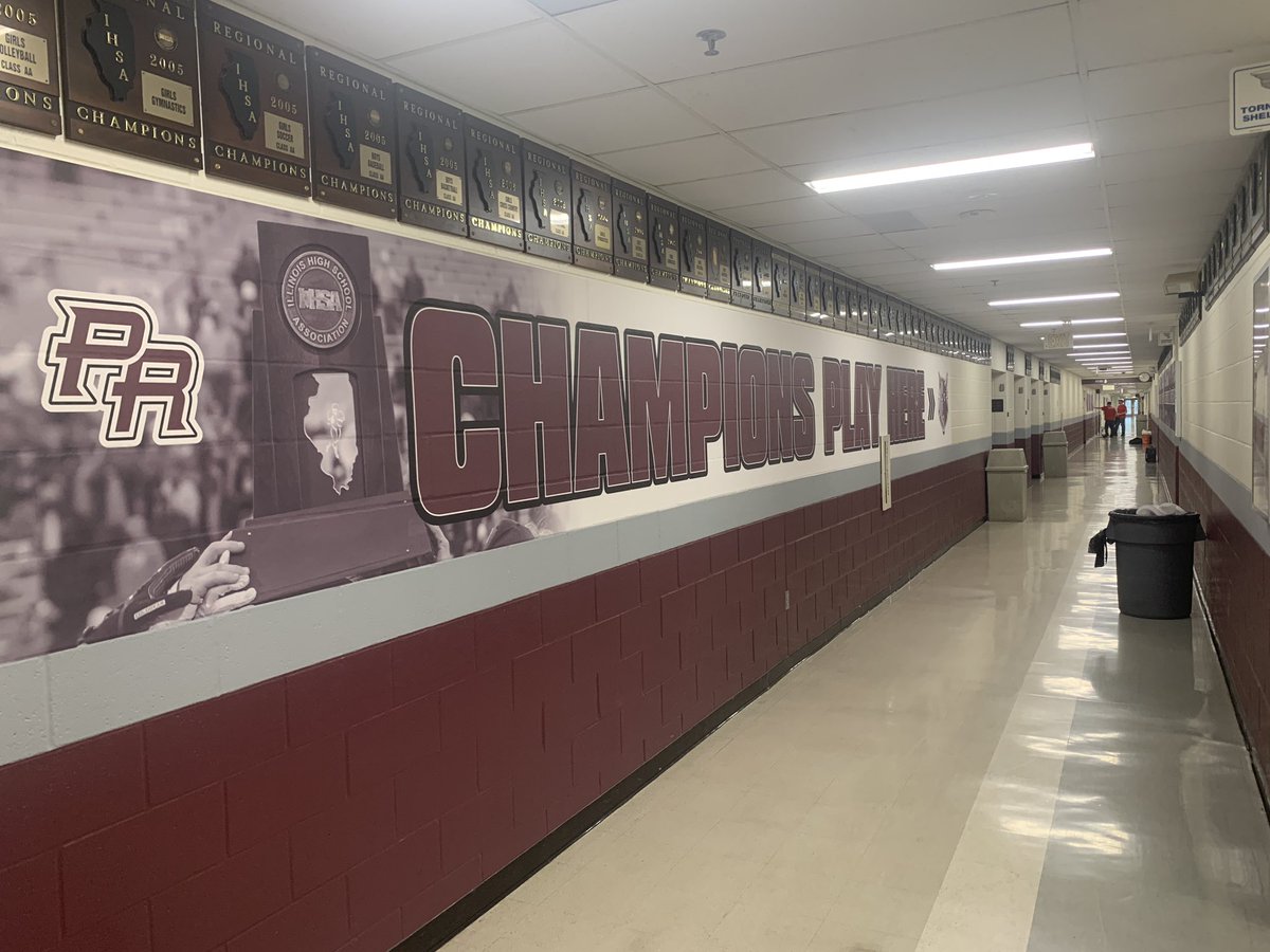 CoachSchremp's tweet photo. More pictures from our PE hallway project. @SKochPR #findyourpack https://t.co/j1FOJ17aJp