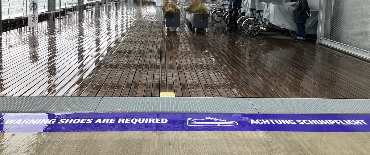 GmurHelen's tweet photo. #Sunday #moments in #Geneva #Switzerland #SwissTourism
#GoodVibes
#LacLeman #Jura #Rain #Snow
#Nature #Photography
#Schuh #Pflicht
#Restaurant de la Plage #Genève
https://t.co/GPSUz9M5yh
#Jetd’Eau #River #Arve #Rainbow https://t.co/bzGhZKXFhk