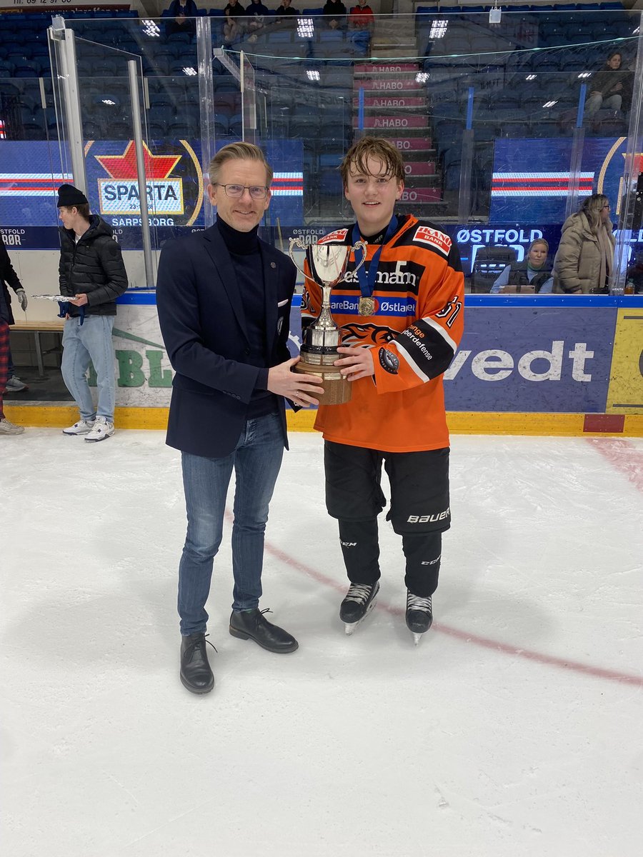 Gratulerer til <a href="/Friskasker/">Frisk Asker</a> med gull i FC U15. <a href="/norskishockey/">Norges Ishockeyforbund</a>