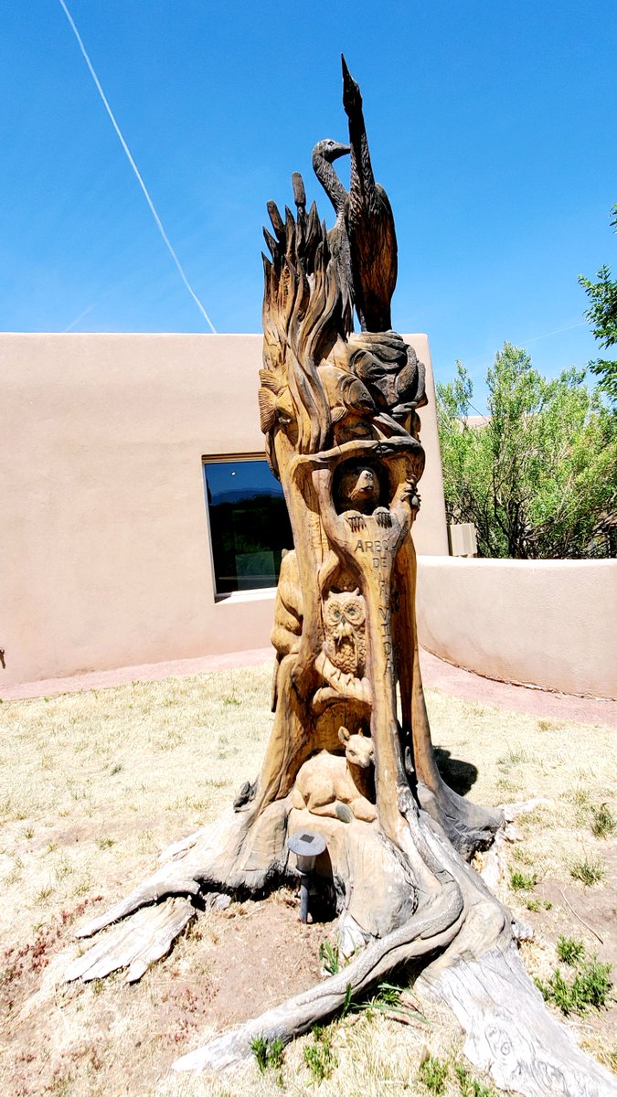 NewMexicoAIC's tweet photo. The Open Space Visitor Center is a wonderous and inviting venue with permanent art that is inspired by and one with nature, and evocative of gateways...they are the perfect host for our latest group art show, Gateway to Sense of Wonder, April 15 - July 8.

https://t.co/eU2l7owTYw https://t.co/8j8Vu5Z3Eq