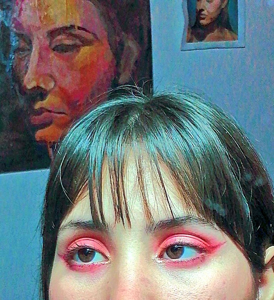 ojitos rojos