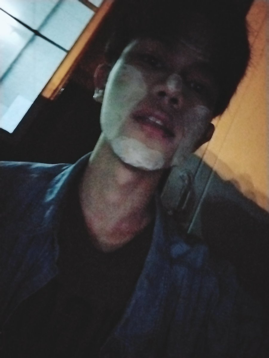 WaithitLwin1's tweet photo. ရွာကိုလွမ်းလာလို့ https://t.co/tCaYN9aywE
