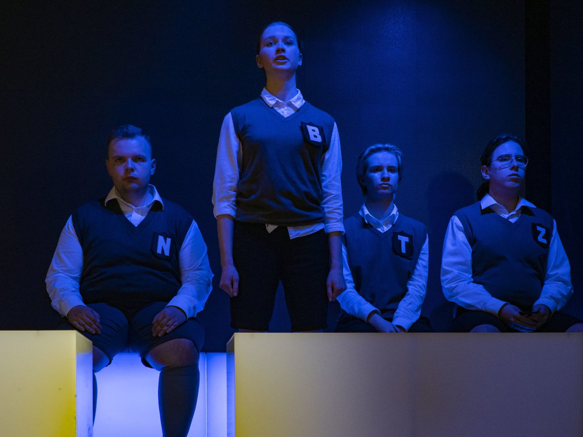 krimikeller's tweet photo. Wir haben am Donnerstag im #Krimikeller #Rothenfels eine wunderbare Premiere von "Jugend ohne Gott" gefeiert. Natürlich hofft, man immer, dass ein Stück gut beim Publikum ankommt, aber mit diesem fantastischen Feedback hätten wir nicht gerechnet. https://t.co/3oBJ2BH1gK https://t.co/YsExk6NLrr