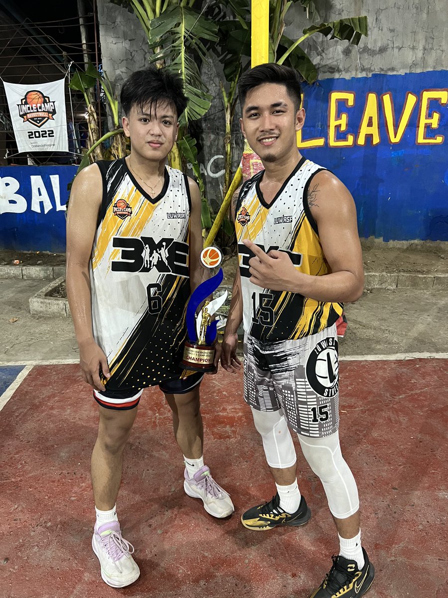 ramireztracer's tweet photo. CHAMPS 🏆 https://t.co/sn1Pqvsssr