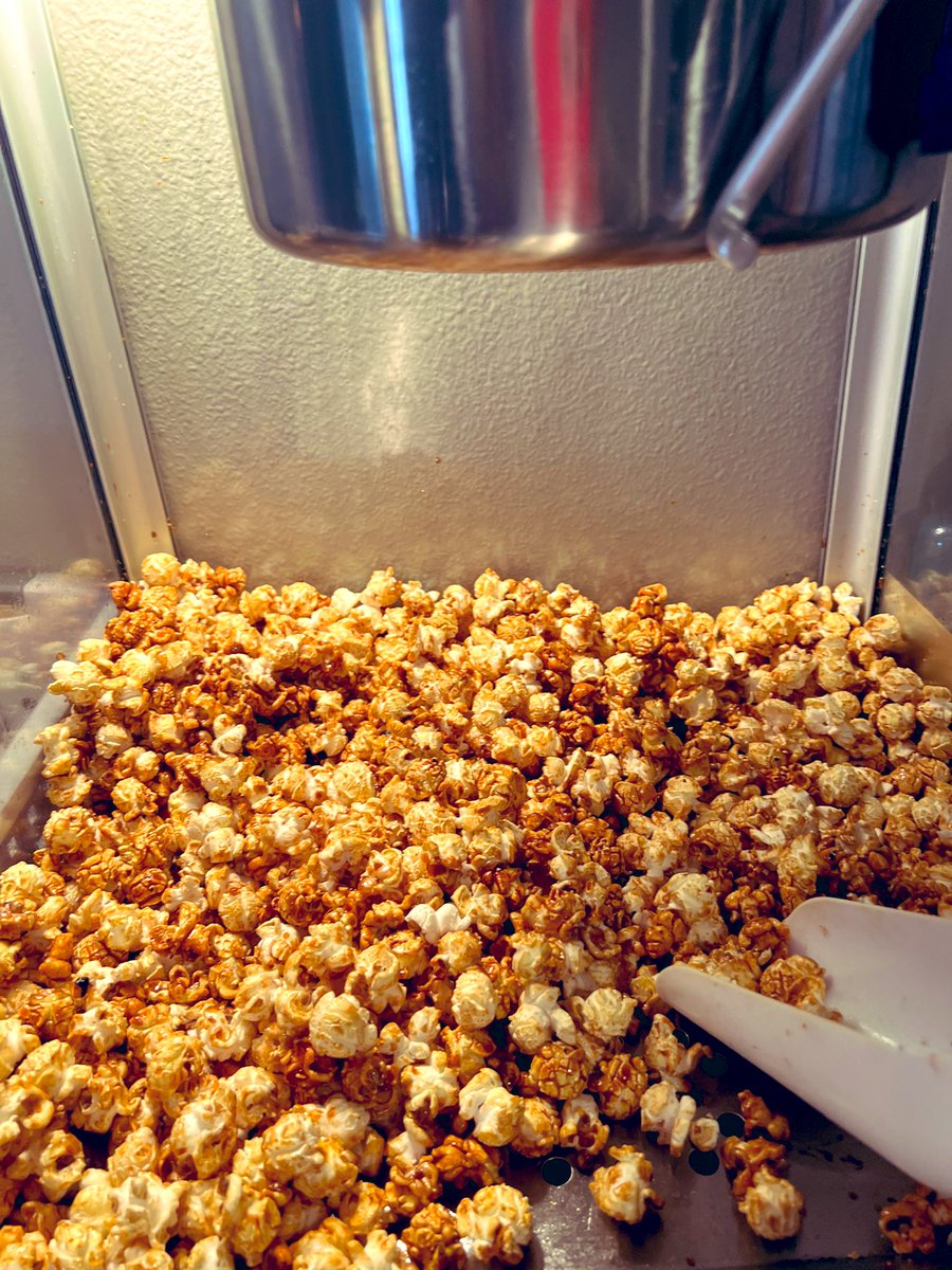 mrswilliams21c's tweet photo. Popping some corn for professional learning around #authenticlearning #wbl #agile #DistrictBoards this week! Get ready @GPAEA πΏ β¨ #PDandPopcorn https://t.co/jIer0hlLVM