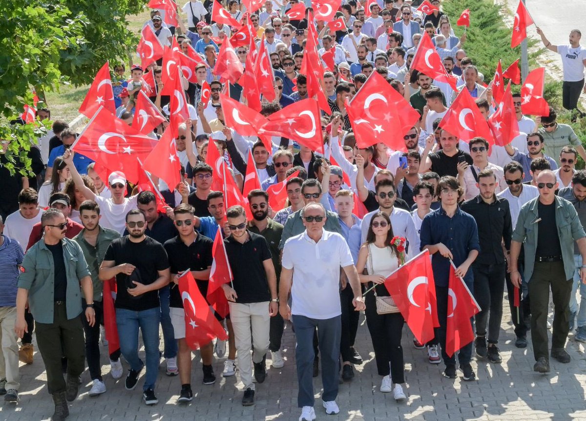 Yel kayadan ancak toz alır !
#Muharremİnce #MemleketPartisi